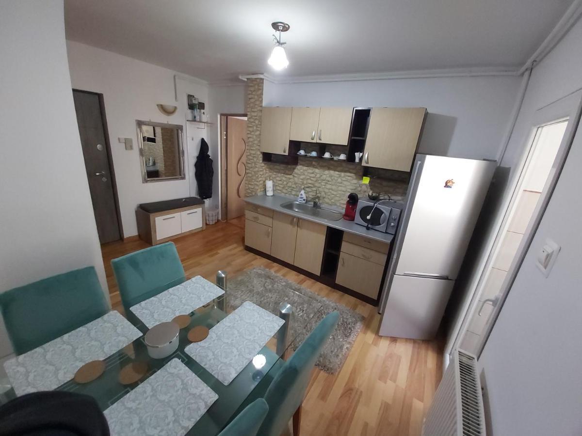 Nala House Apartamento Deva Exterior foto