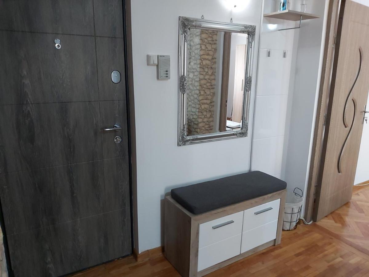 Nala House Apartamento Deva Exterior foto